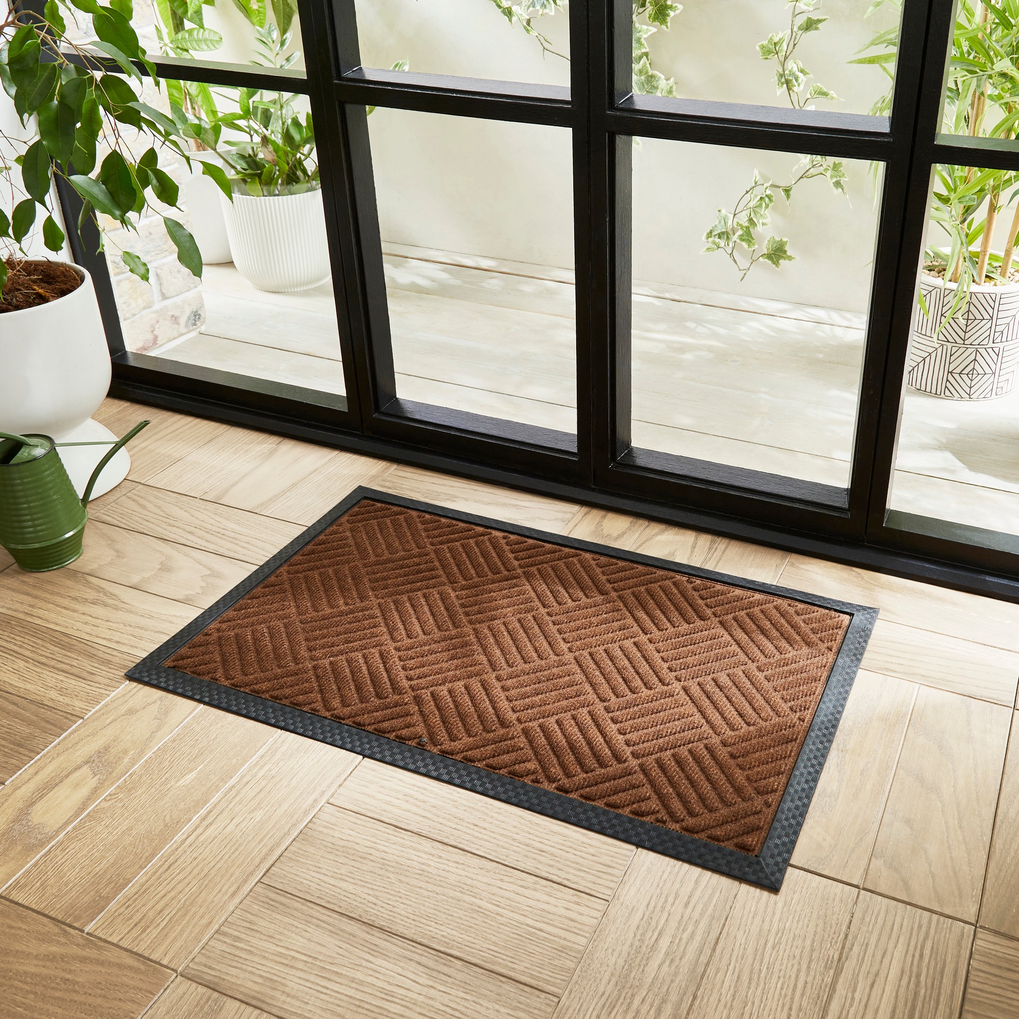 Utility Rugged Rubber Doormat In Dark Brown